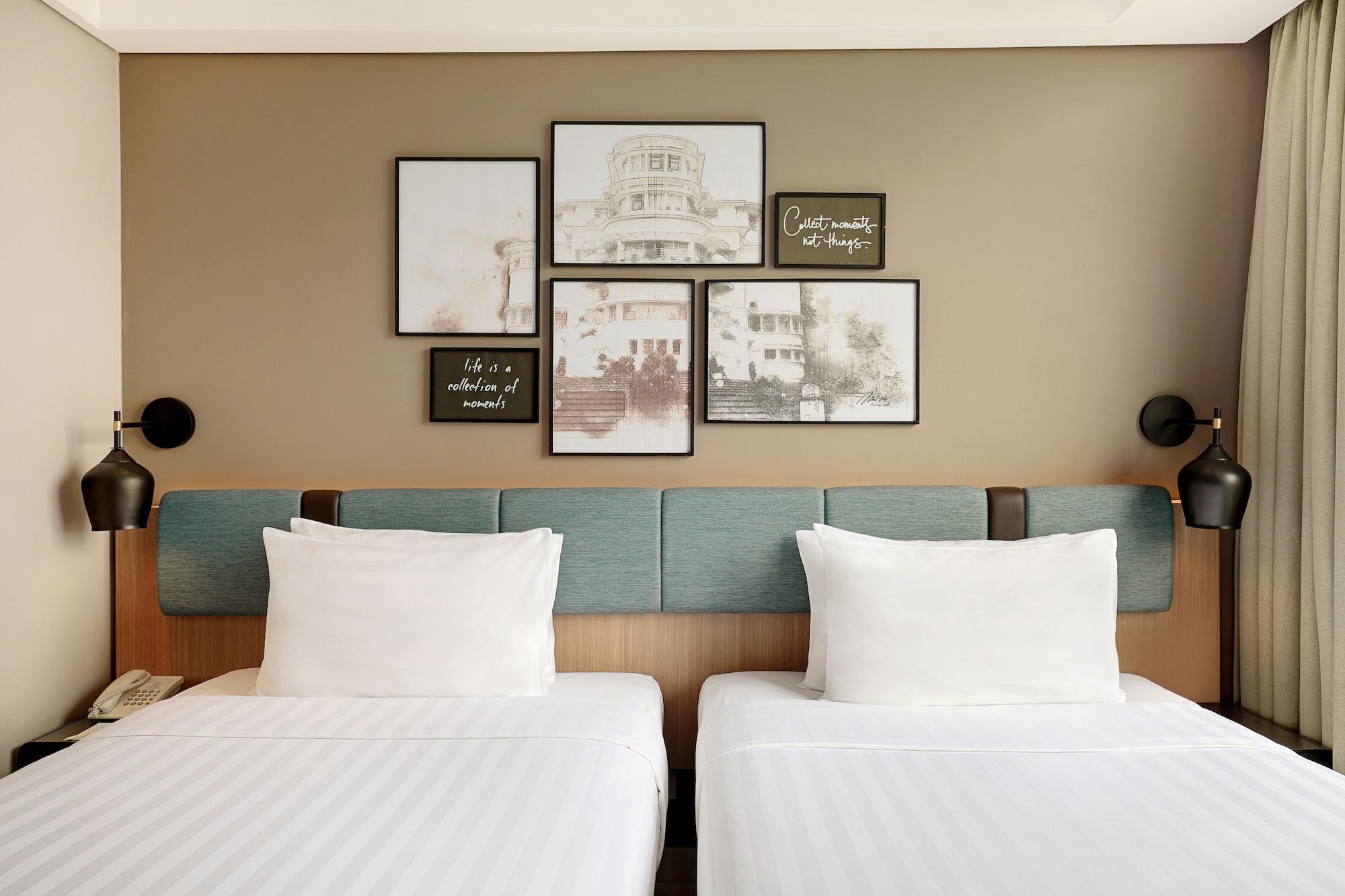 Mercure Bandung Nexa Supratman Exterior foto