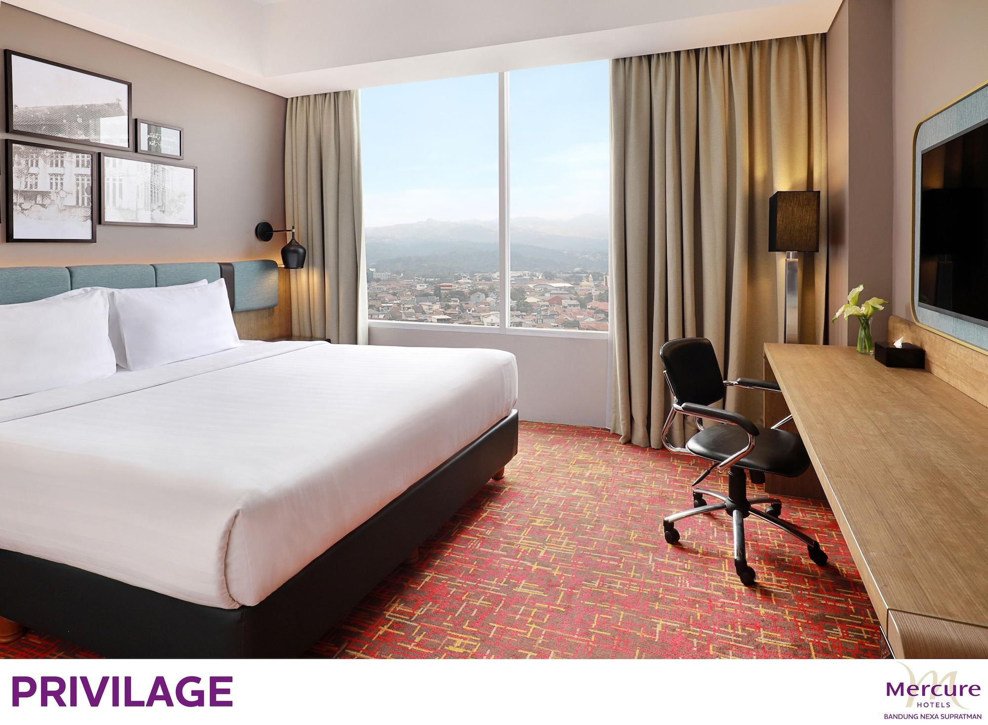 Mercure Bandung Nexa Supratman Exterior foto